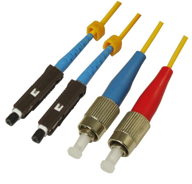 P-SM9-D2Y-MUU-FCU-xx Fiberworks AS  Patch SM DPX MU/UPC-FC/UPC xx m 9/OS2 G.657.A2 2x &#248;2mm Yellow