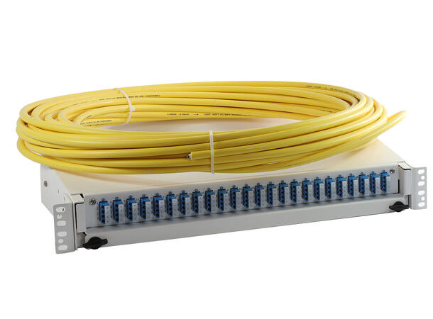 Preterm patch panel FP15 96F QXAI 40 m LC/UPC in FP15 (1,5U),pigtail in end B