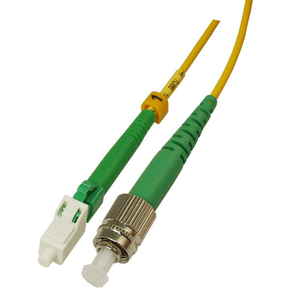 P-SM9-S2Y-FCA-LCA-10 Fiberworks AS  Patch SM SPX FC/APCR-LC/APC 10 m 9/OS2 G.657.A2 &#248;2mm Gul