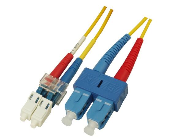 Patch SM DPX LC/UPC-SC/UPC 0.75 m 9/OS2 G.657.A2 2x ø2mm Gul 